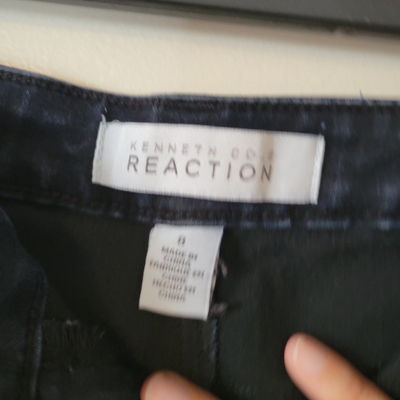 Kenneth Cole High Rise Skinny Dark Jeans With Zipper At The Ankle - Picture 3 of 9